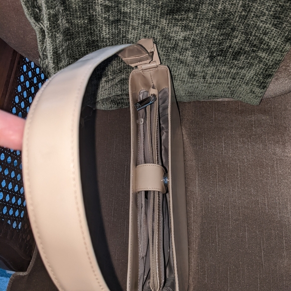 Calvin Klein 90s beige shoulder bag - Picture 6 of 8